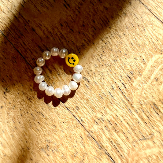 happy face Smiley Ring