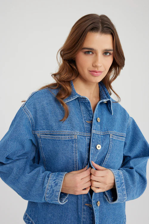 Oversized Jeans-Jacke Tamara