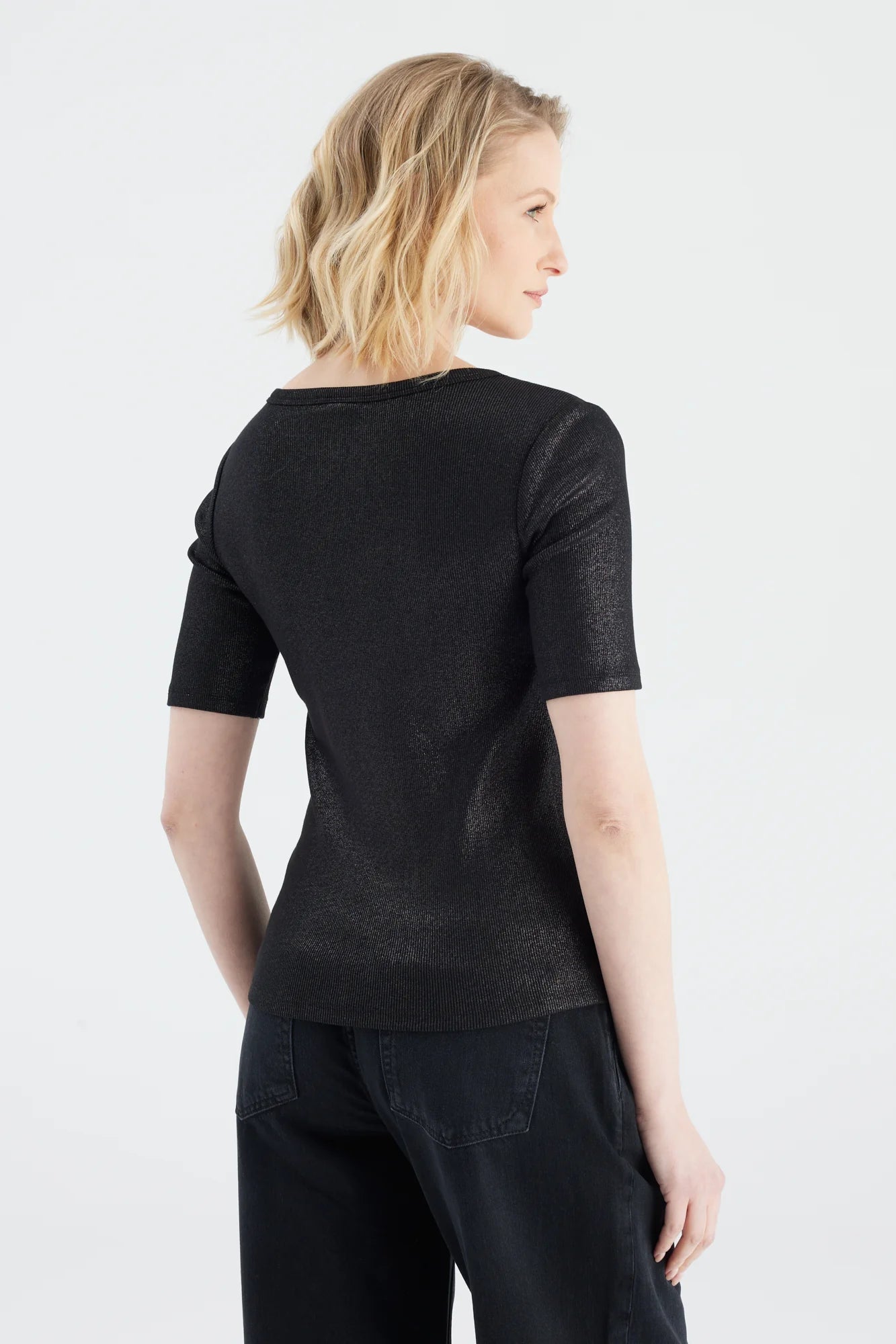 Basic Shirt Alina black pearl