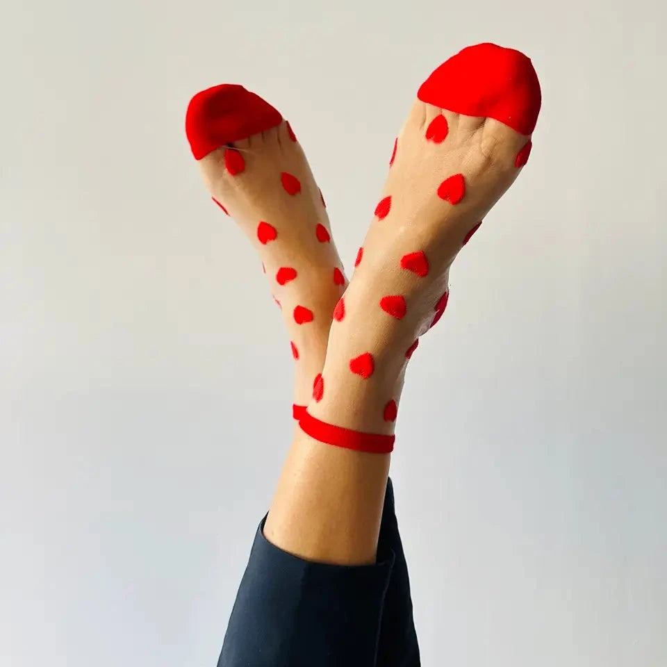 Transparente Herzen Socken, rot