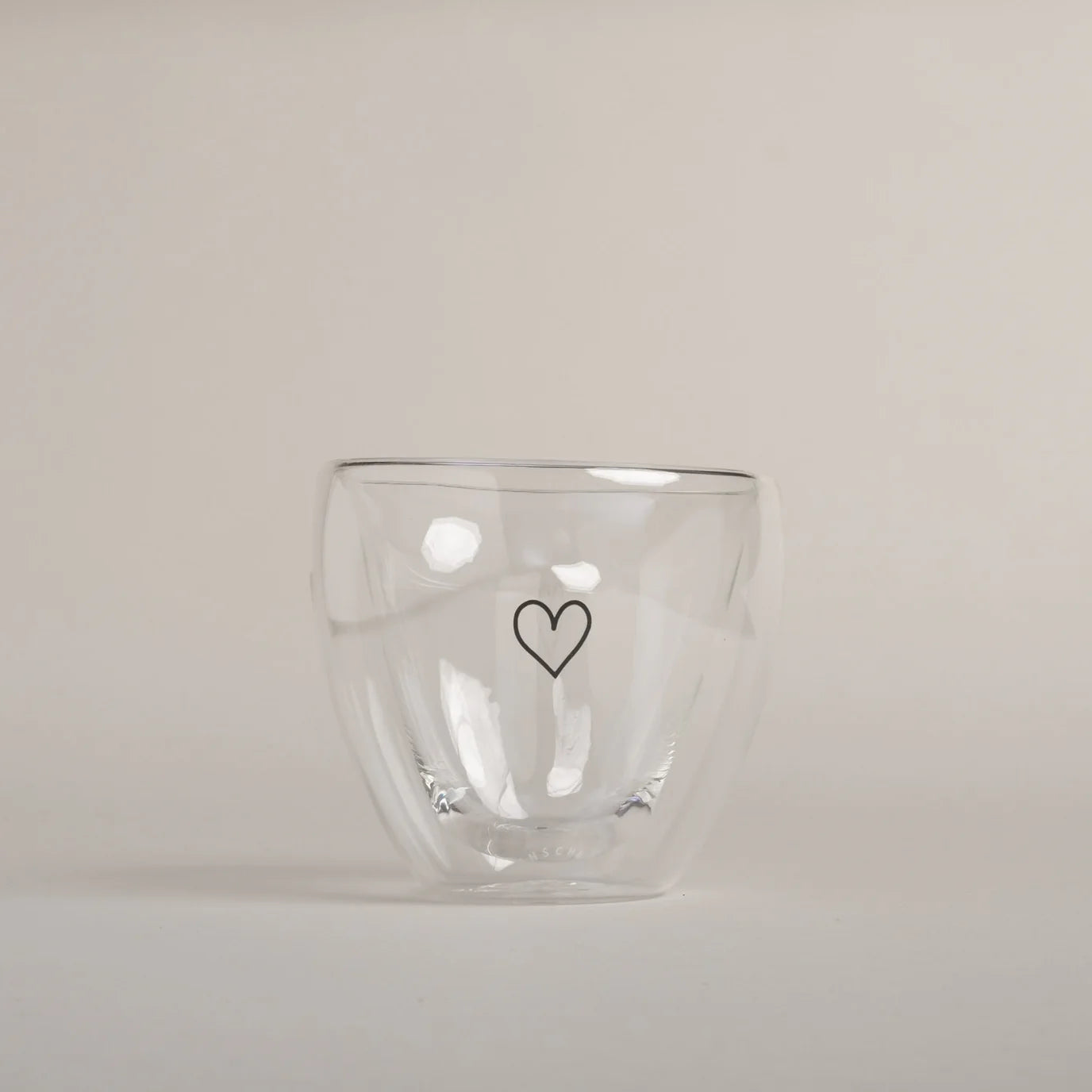 Doppelwandiges Herzglas schwarz, Eulenschnitt