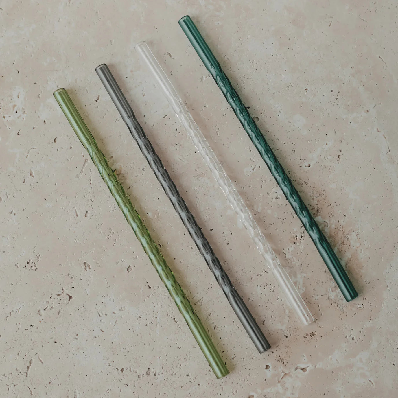 Gedrehte Trinkhalme aus Glas, 4er-Set