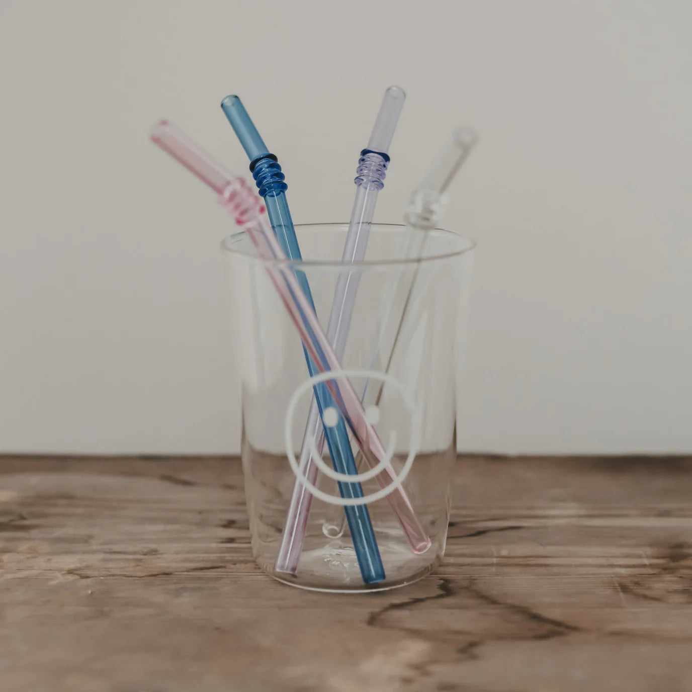 Geknickte Trinkhalme aus Glas, 4er Set
