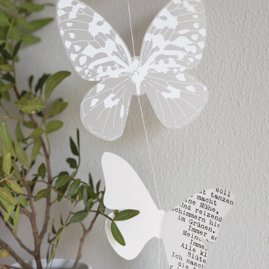 Schmetterlingskette aus Papier