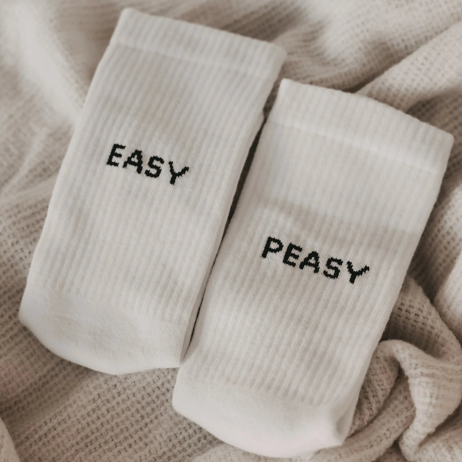 Socken "Easy Peasy"
