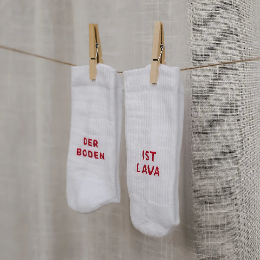 Socken "Der Boden ist Lava"